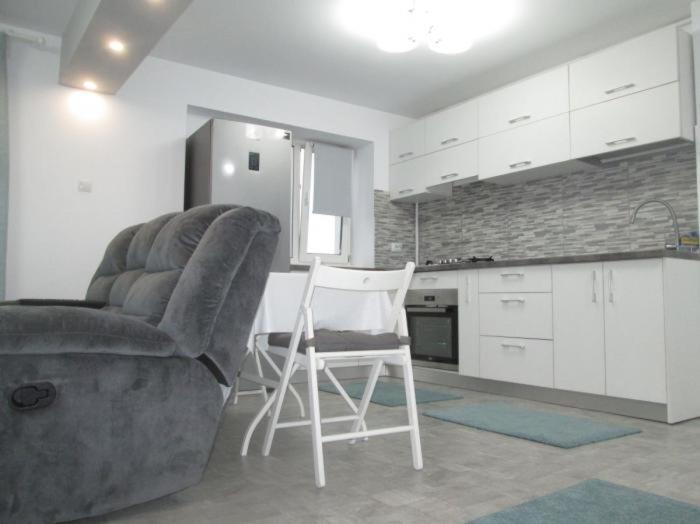 Apartament Sarra Targoviste Eksteriør billede