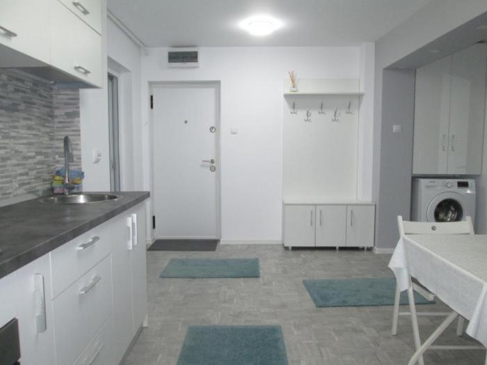Apartament Sarra Targoviste Eksteriør billede